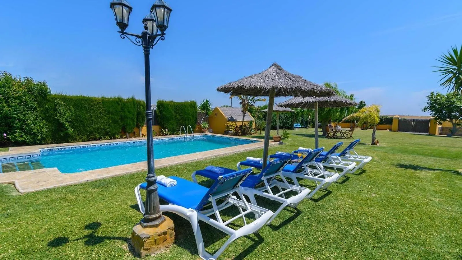 Casa Quintero 4 Dorm Conil De La Frontera By Ruralidays Villa